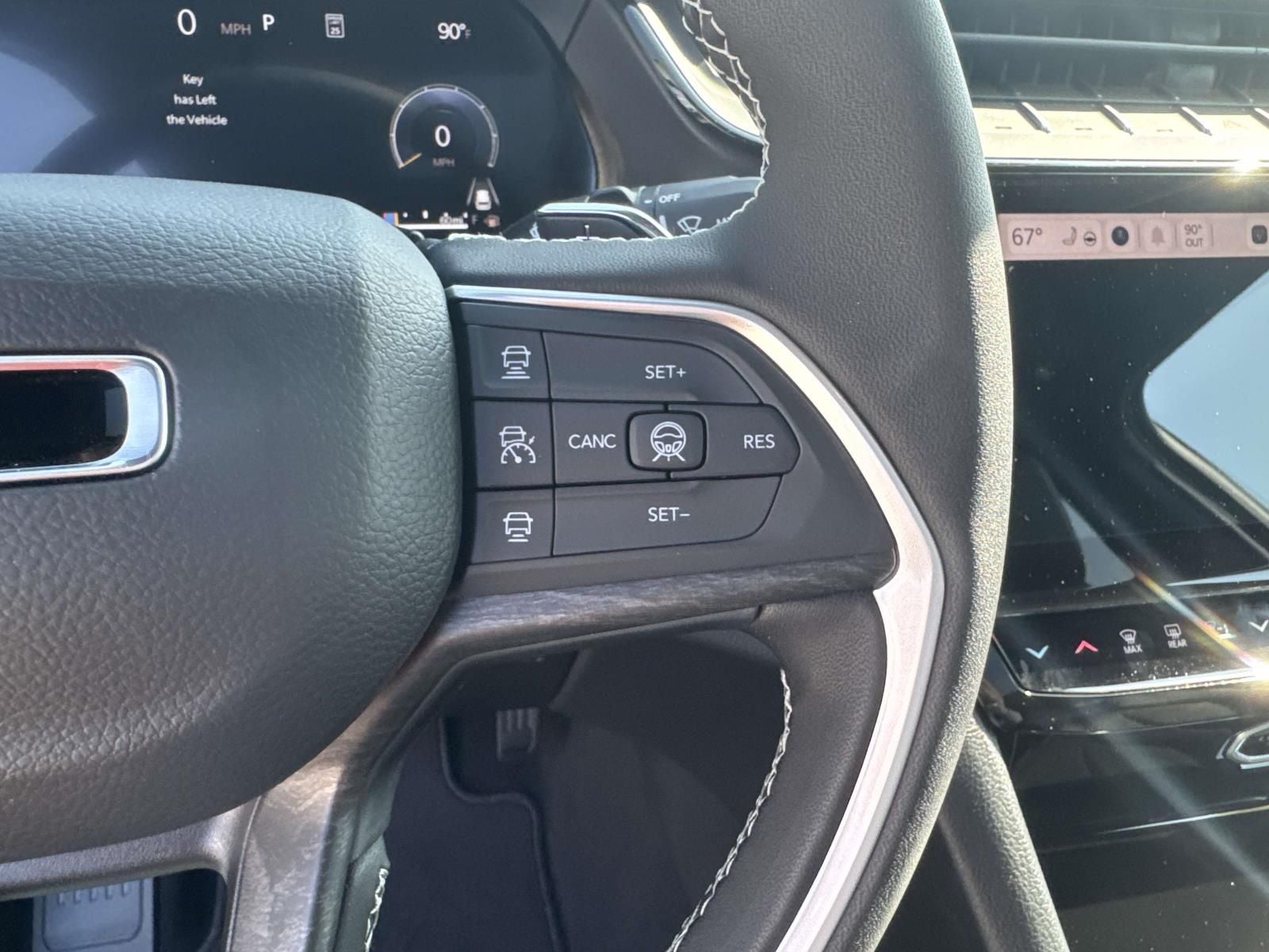 2026 Jeep Grand Cherokee GRAND CHEROKEE LAREDO ALTITUDE 4X2
