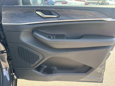 2026 Jeep Grand Cherokee GRAND CHEROKEE LAREDO ALTITUDE 4X2