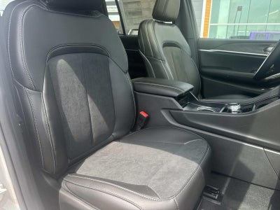2026 Jeep Grand Cherokee GRAND CHEROKEE LAREDO ALTITUDE 4X2