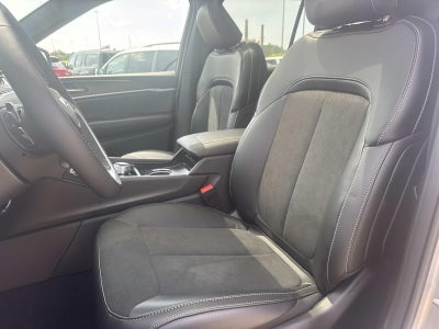 2026 Jeep Grand Cherokee GRAND CHEROKEE LAREDO ALTITUDE 4X2
