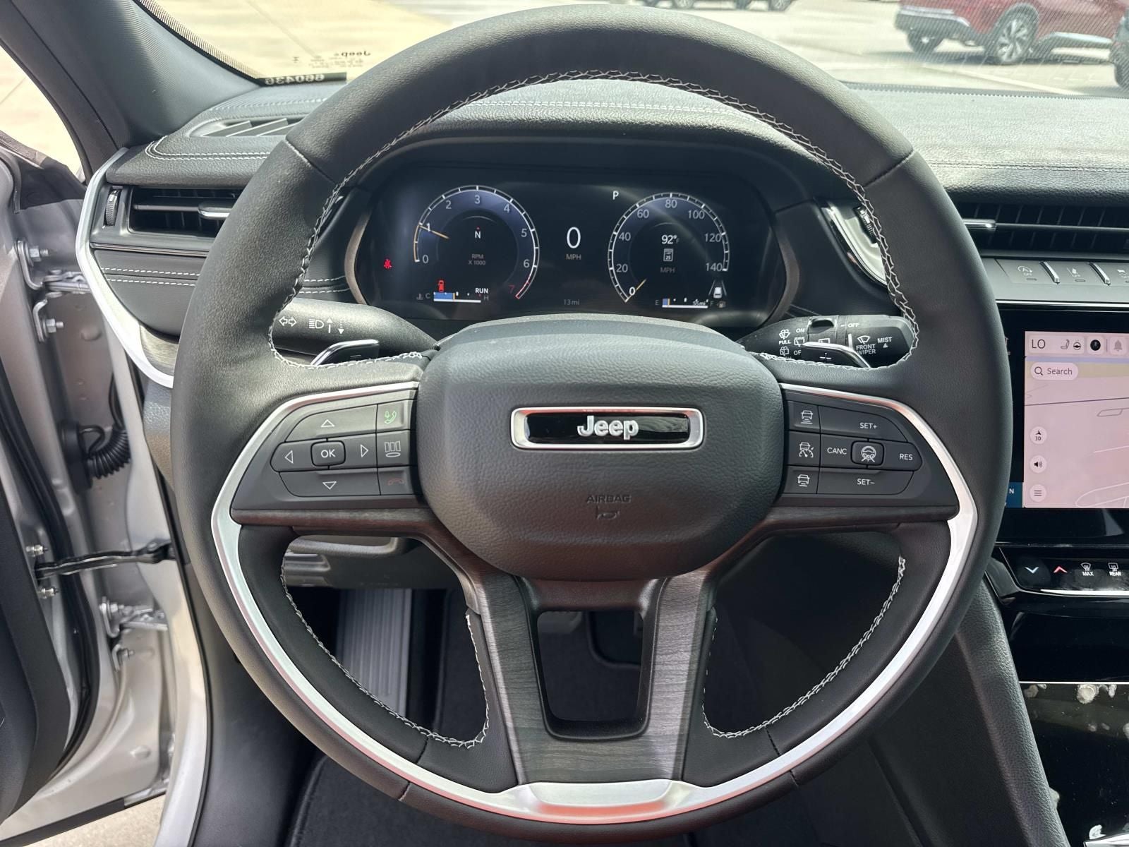2026 Jeep Grand Cherokee GRAND CHEROKEE LAREDO ALTITUDE 4X2