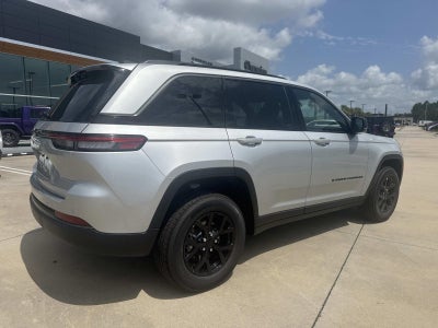 2026 Jeep Grand Cherokee GRAND CHEROKEE LAREDO ALTITUDE 4X2