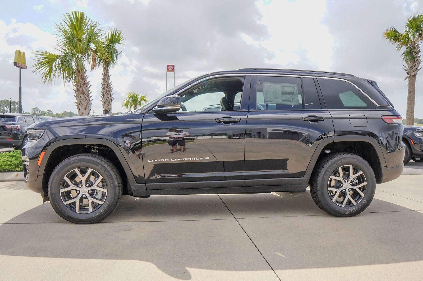 2025 Jeep Grand Cherokee GRAND CHEROKEE LIMITED 4X2