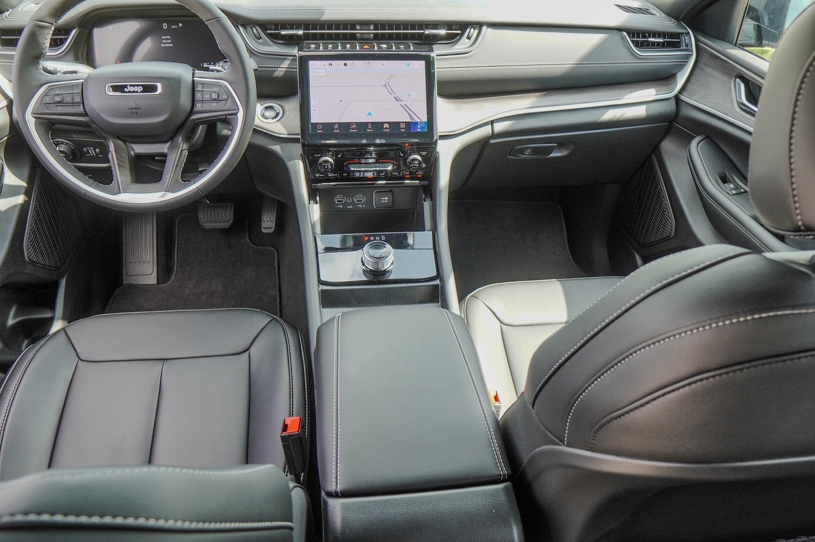 2025 Jeep Grand Cherokee GRAND CHEROKEE LIMITED 4X2