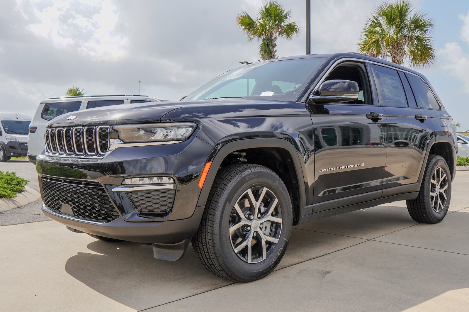 2025 Jeep Grand Cherokee GRAND CHEROKEE LIMITED 4X2