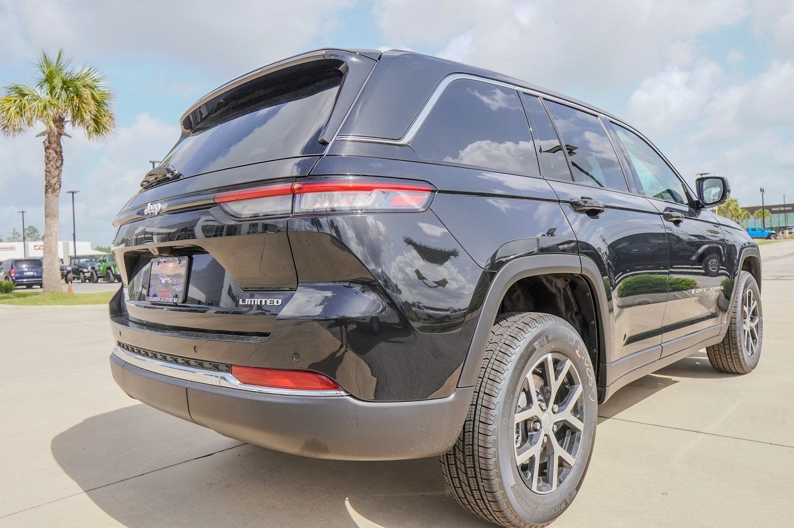 2025 Jeep Grand Cherokee GRAND CHEROKEE LIMITED 4X2