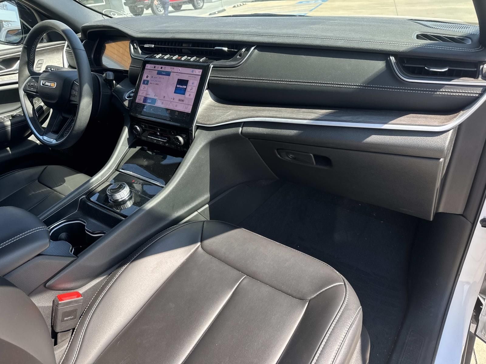 2025 Jeep Grand Cherokee Limited 4x2