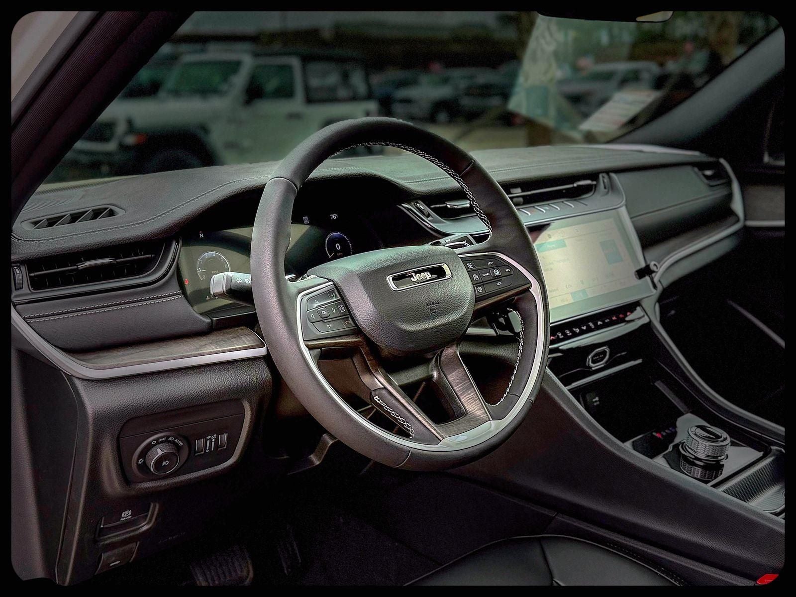 2026 Jeep Grand Cherokee GRAND CHEROKEE LIMITED 4X2