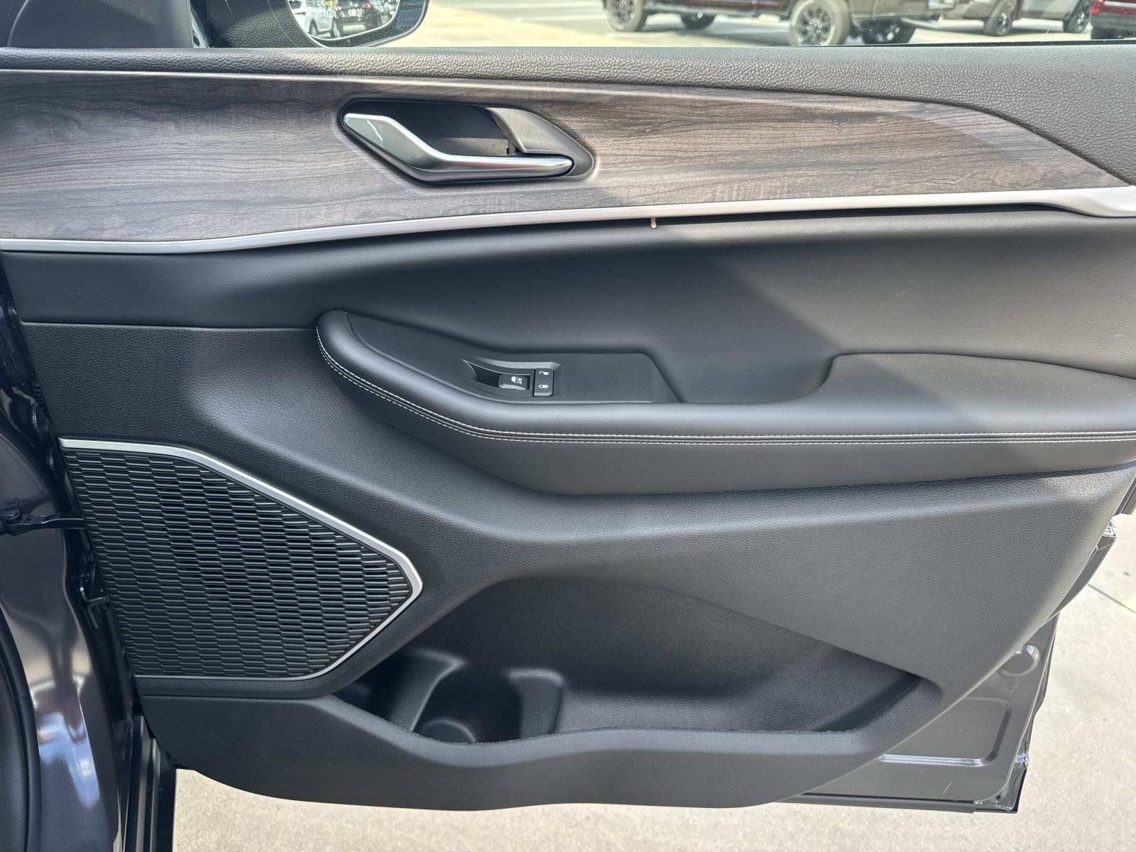 2026 Jeep Grand Cherokee GRAND CHEROKEE LIMITED 4X2