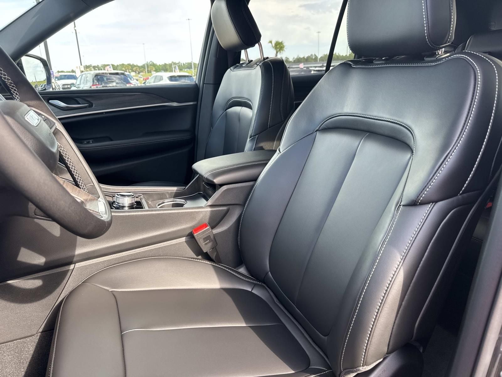 2026 Jeep Grand Cherokee GRAND CHEROKEE LIMITED 4X2