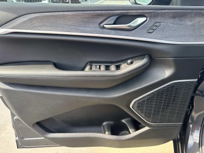 2026 Jeep Grand Cherokee GRAND CHEROKEE LIMITED 4X2