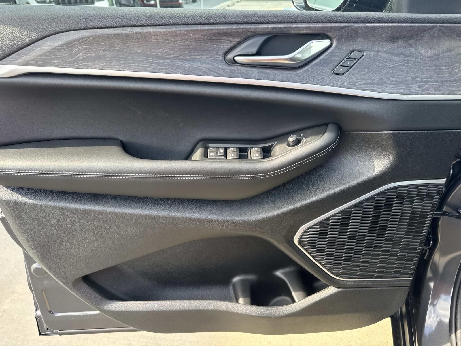 2026 Jeep Grand Cherokee GRAND CHEROKEE LIMITED 4X2