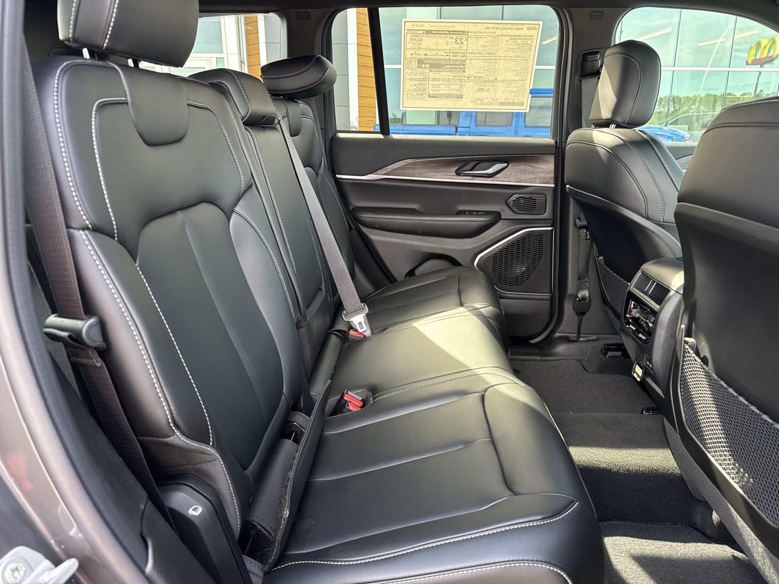 2026 Jeep Grand Cherokee GRAND CHEROKEE LIMITED 4X2