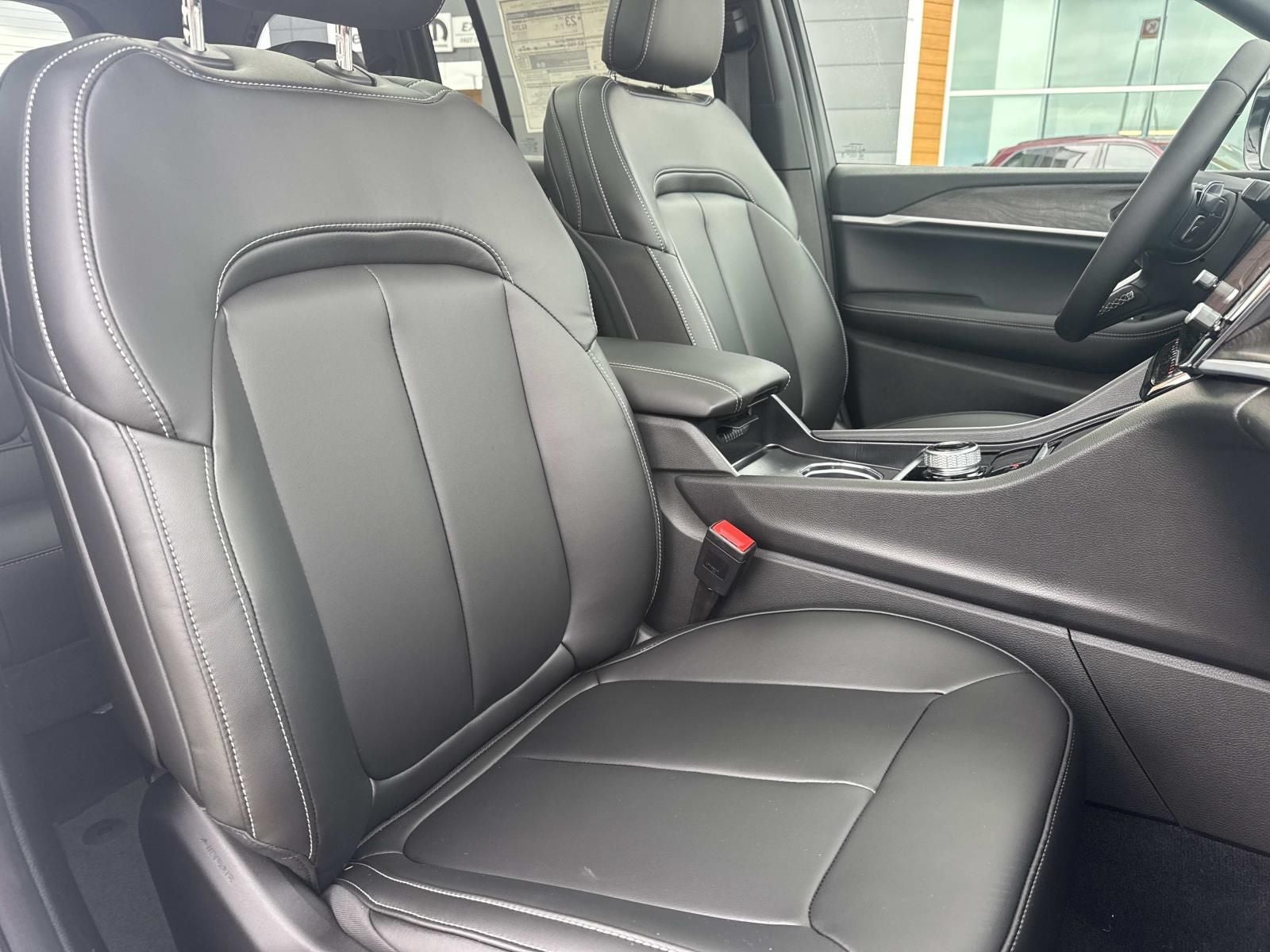 2026 Jeep Grand Cherokee GRAND CHEROKEE LIMITED 4X2