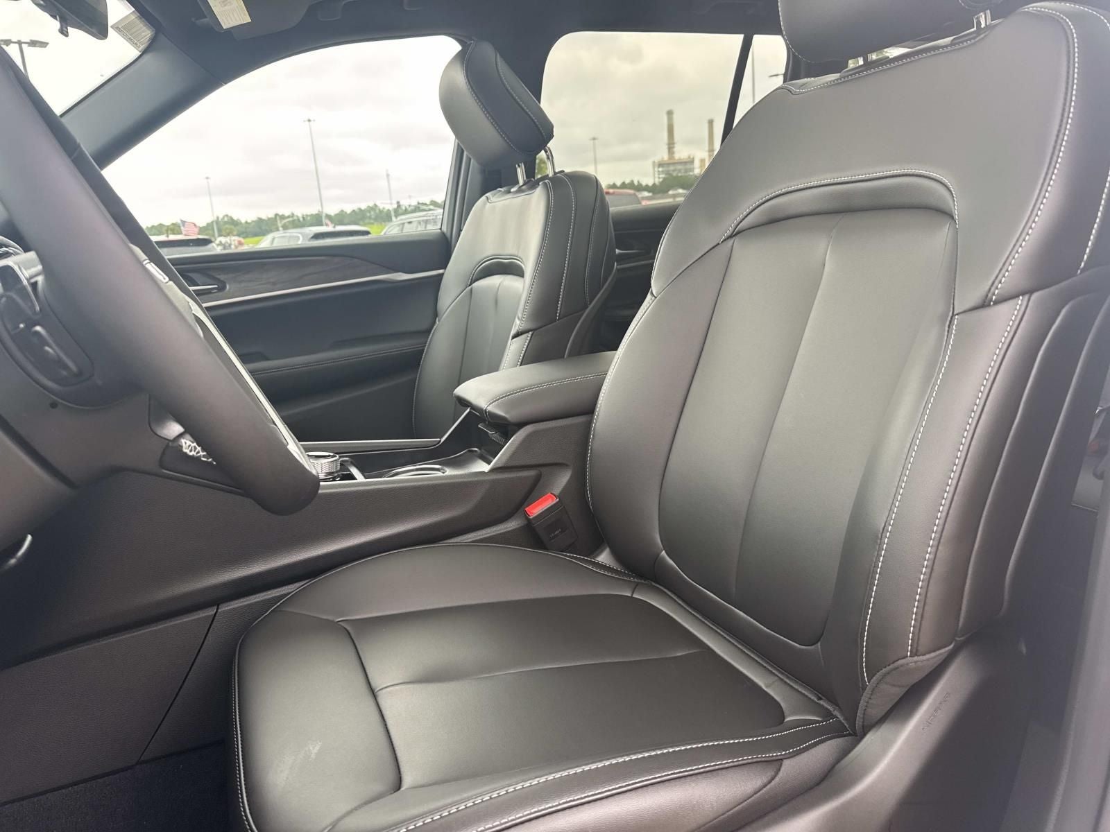 2026 Jeep Grand Cherokee GRAND CHEROKEE LIMITED 4X2