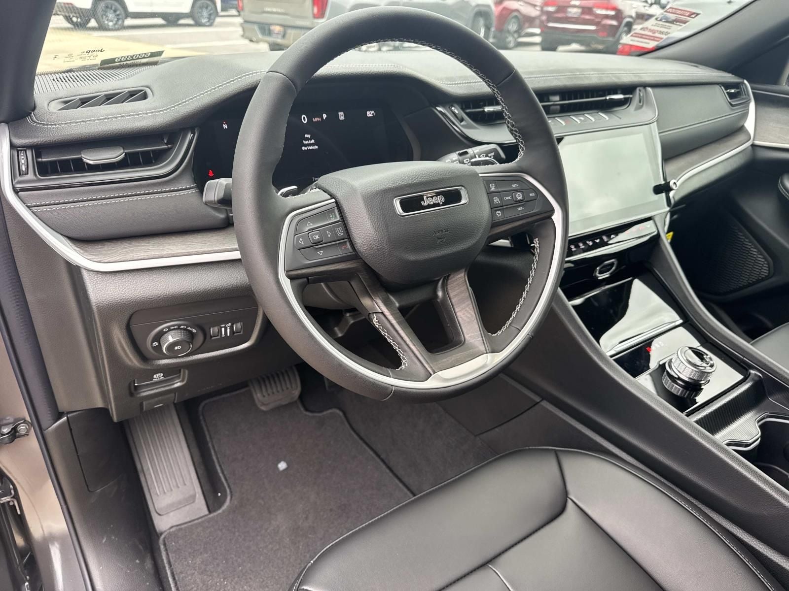 2026 Jeep Grand Cherokee GRAND CHEROKEE LIMITED 4X2