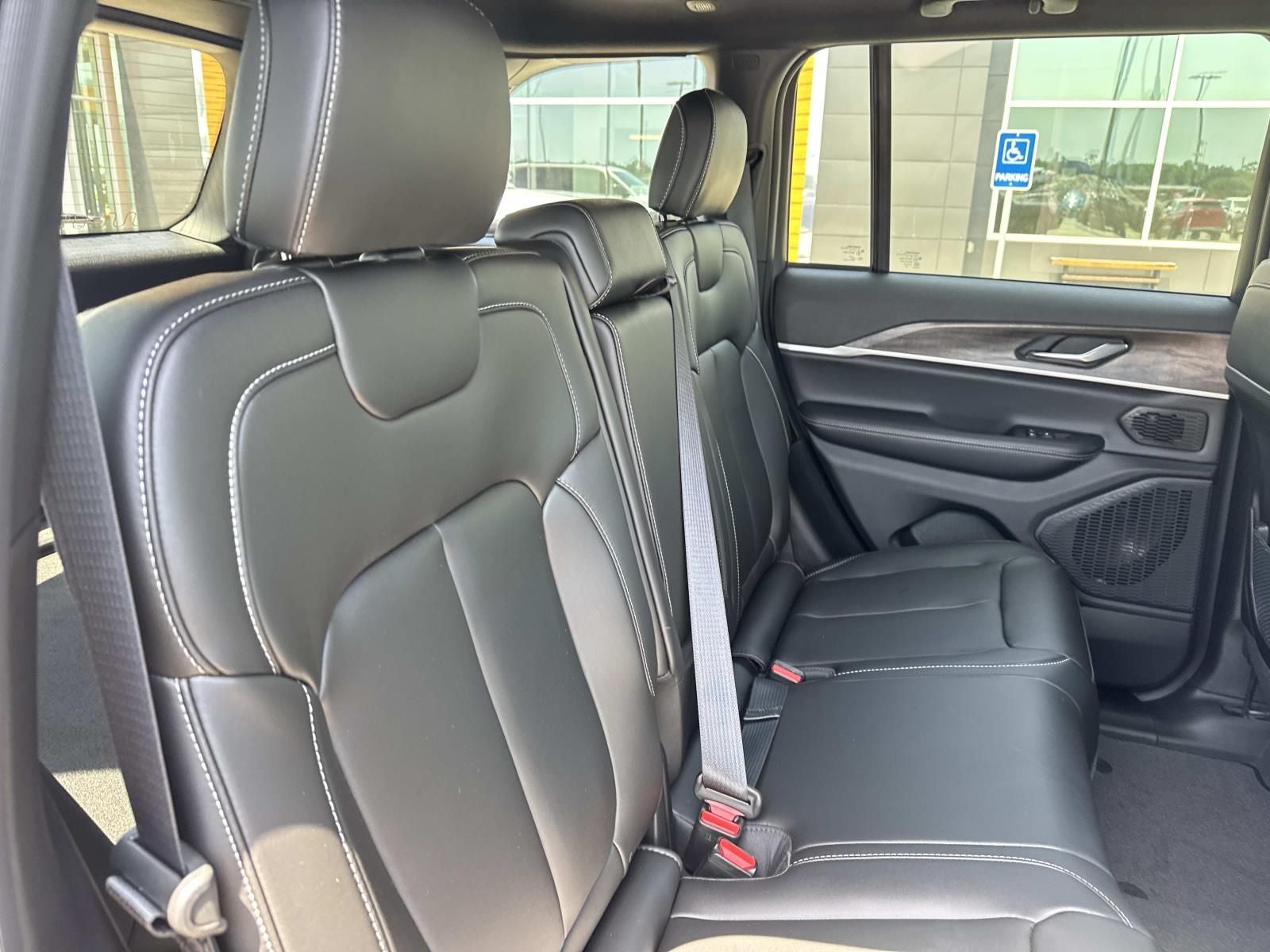 2026 Jeep Grand Cherokee GRAND CHEROKEE LIMITED 4X2