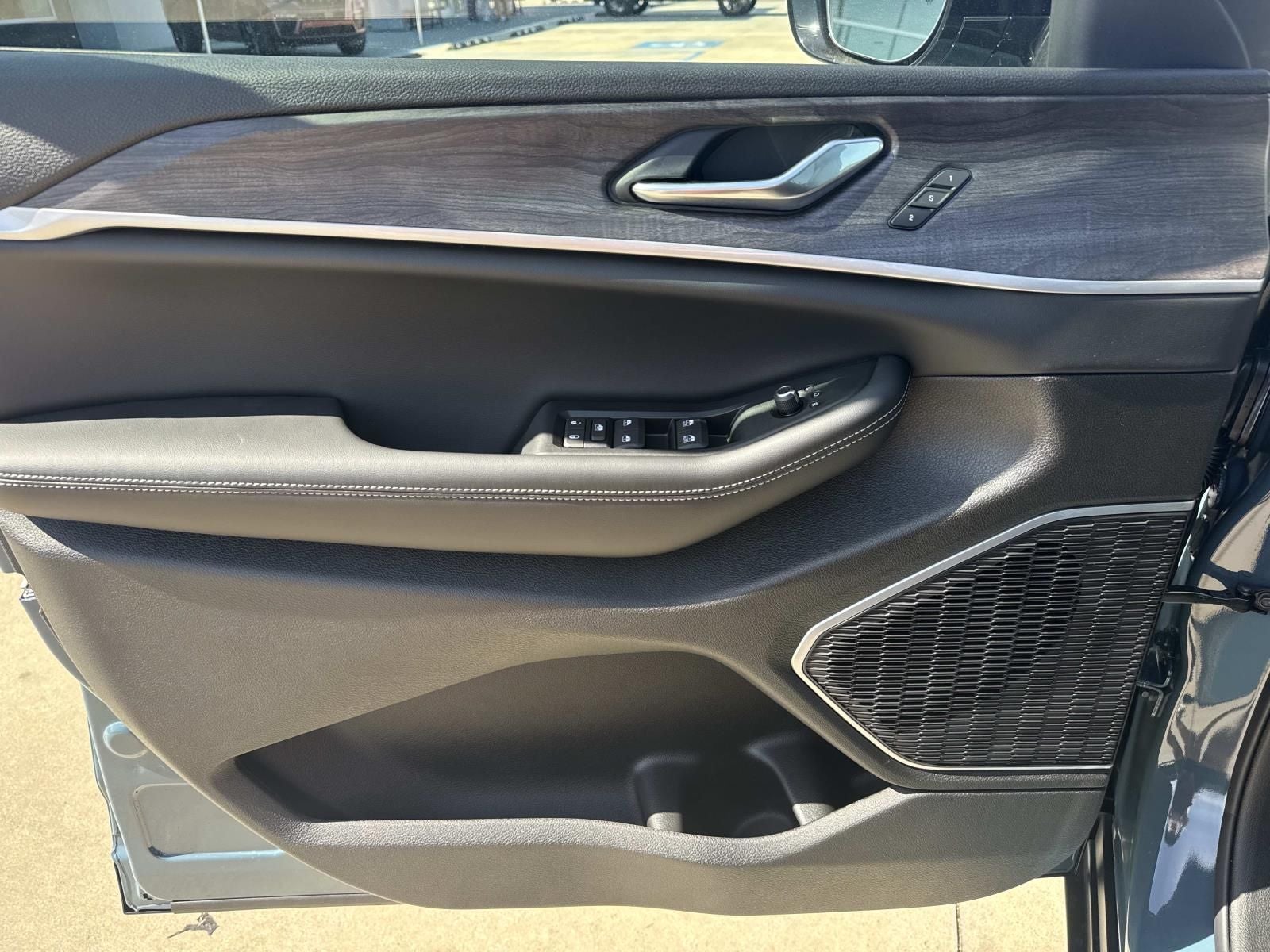 2026 Jeep Grand Cherokee GRAND CHEROKEE LIMITED 4X2