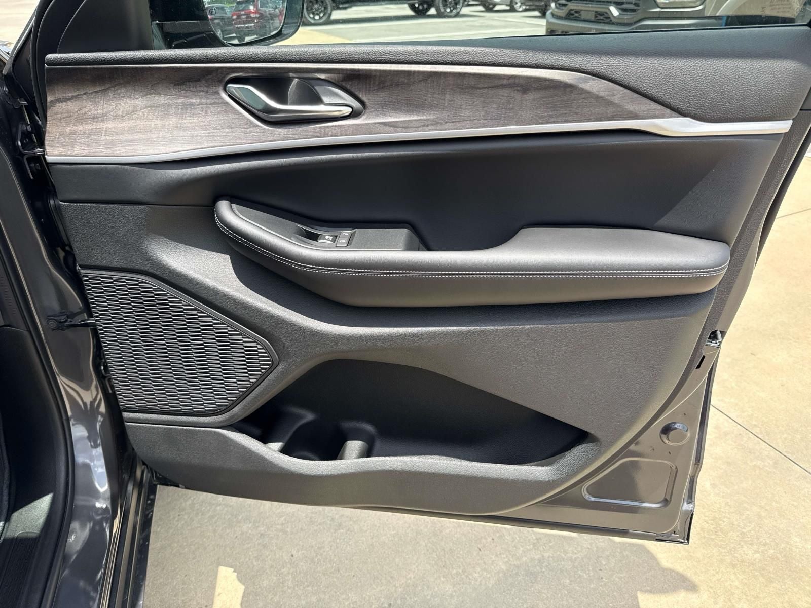 2026 Jeep Grand Cherokee GRAND CHEROKEE LIMITED 4X2