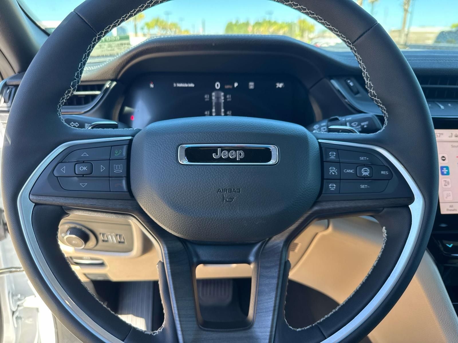 2026 Jeep Grand Cherokee GRAND CHEROKEE LIMITED 4X2