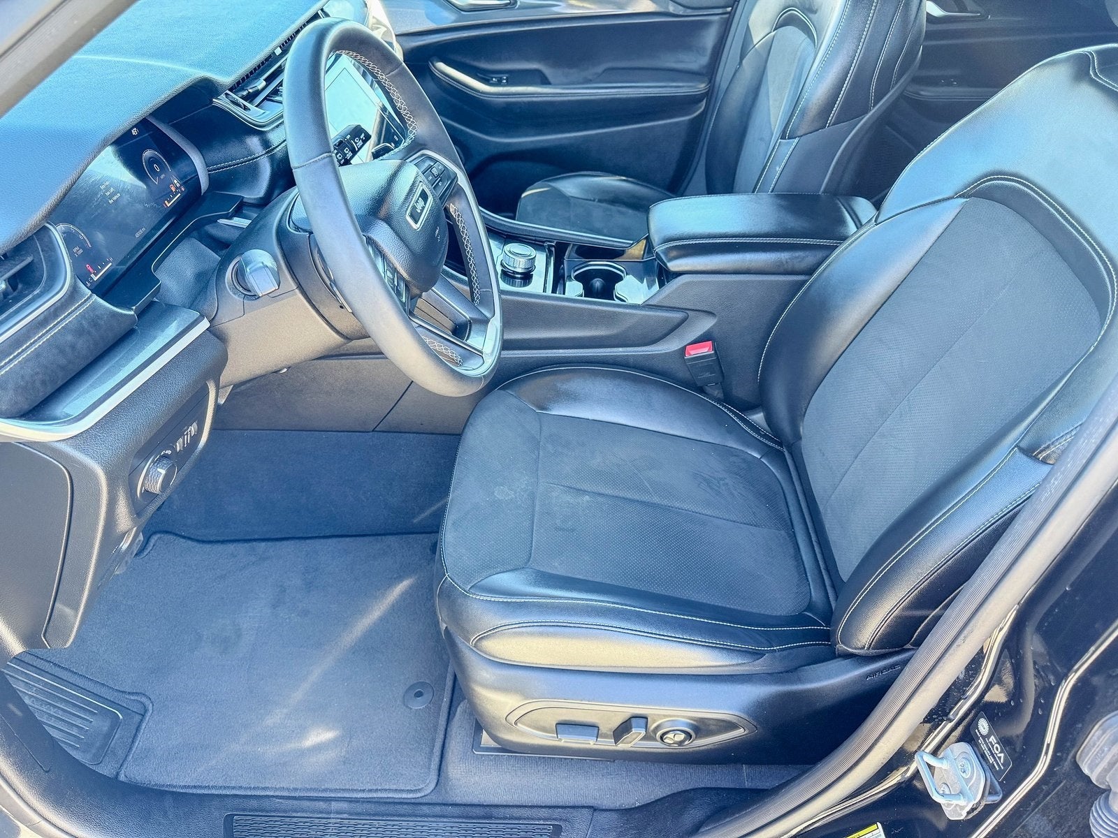 2023 Jeep Grand Cherokee Altitude 4x4