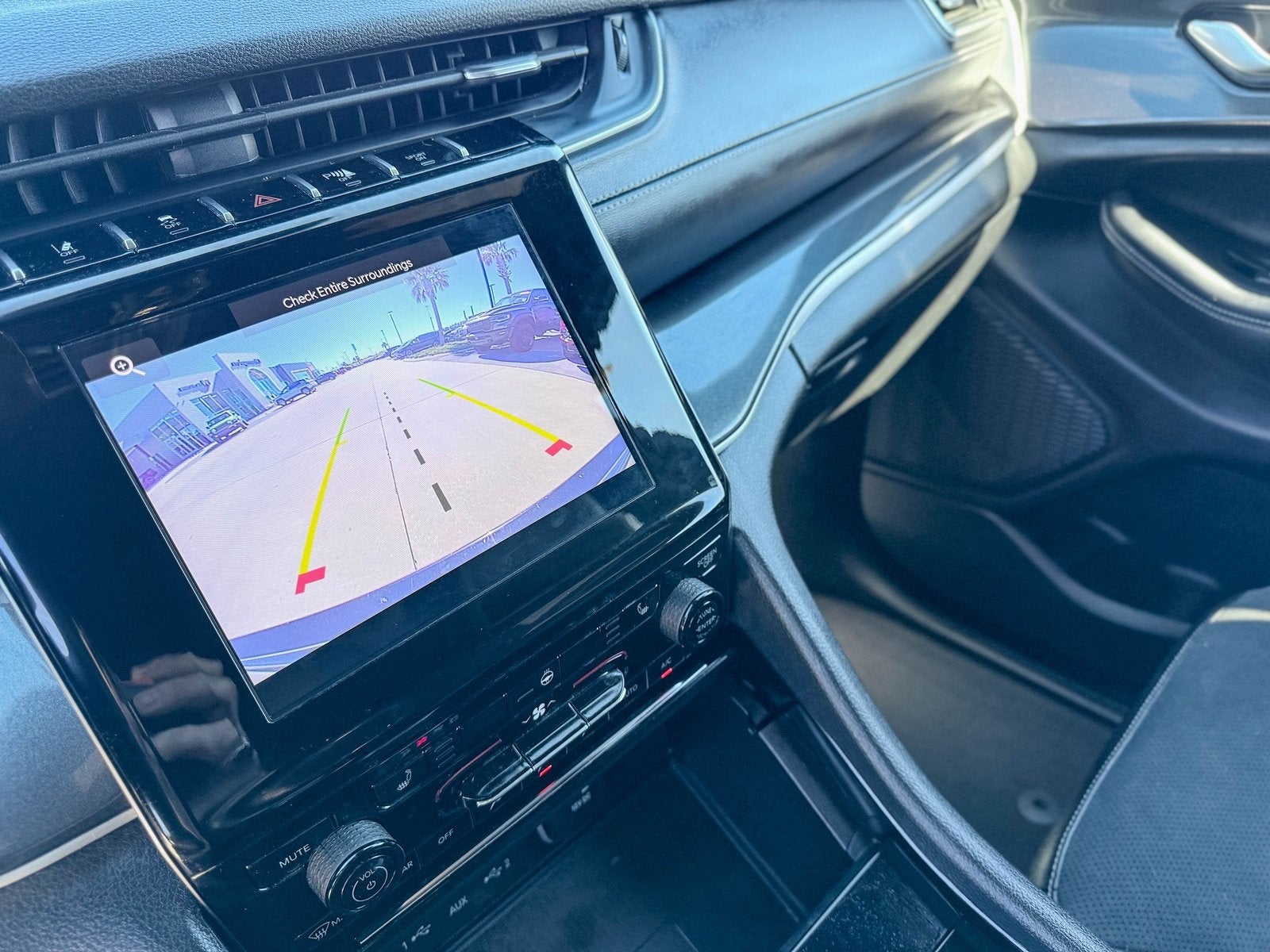 2023 Jeep Grand Cherokee Altitude 4x4