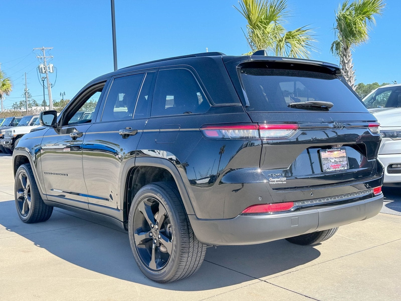 2023 Jeep Grand Cherokee Altitude 4x4