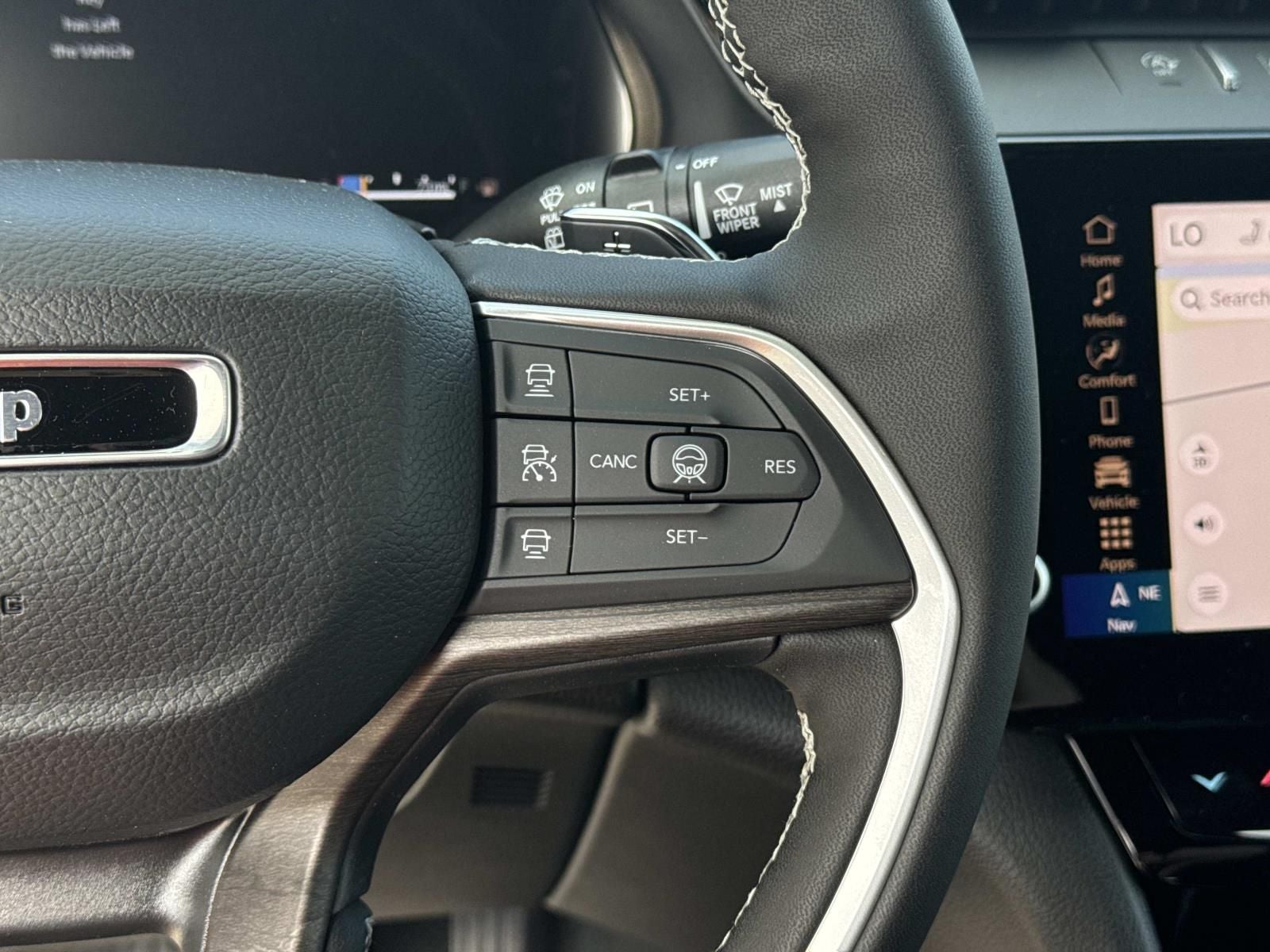 2026 Jeep Grand Cherokee GRAND CHEROKEE LAREDO ALTITUDE 4X4