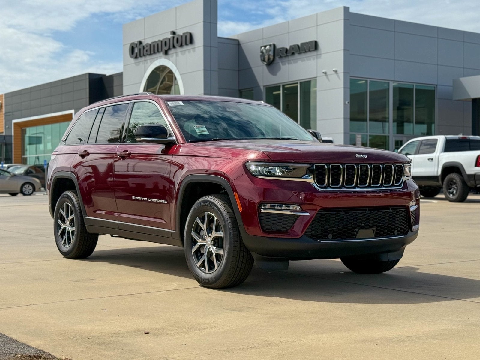 2025 Jeep Grand Cherokee GRAND CHEROKEE LIMITED 4X4