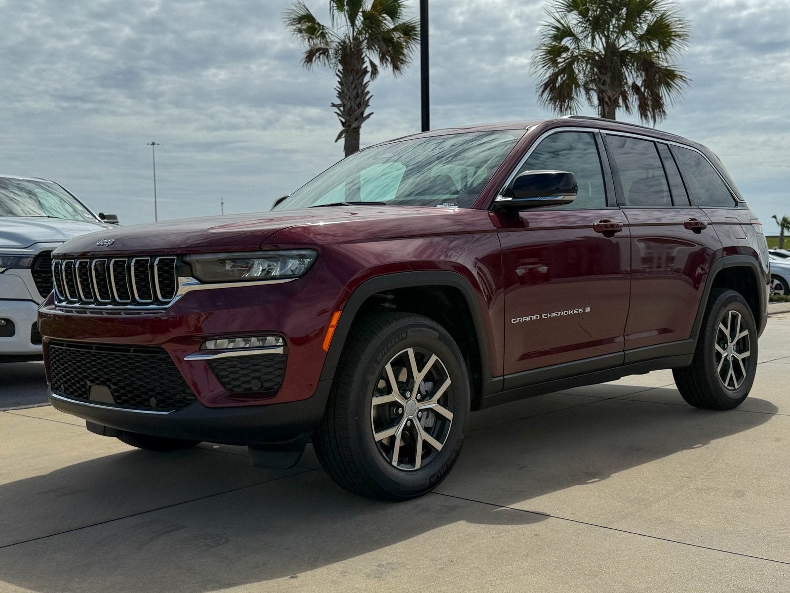 2025 Jeep Grand Cherokee GRAND CHEROKEE LIMITED 4X4