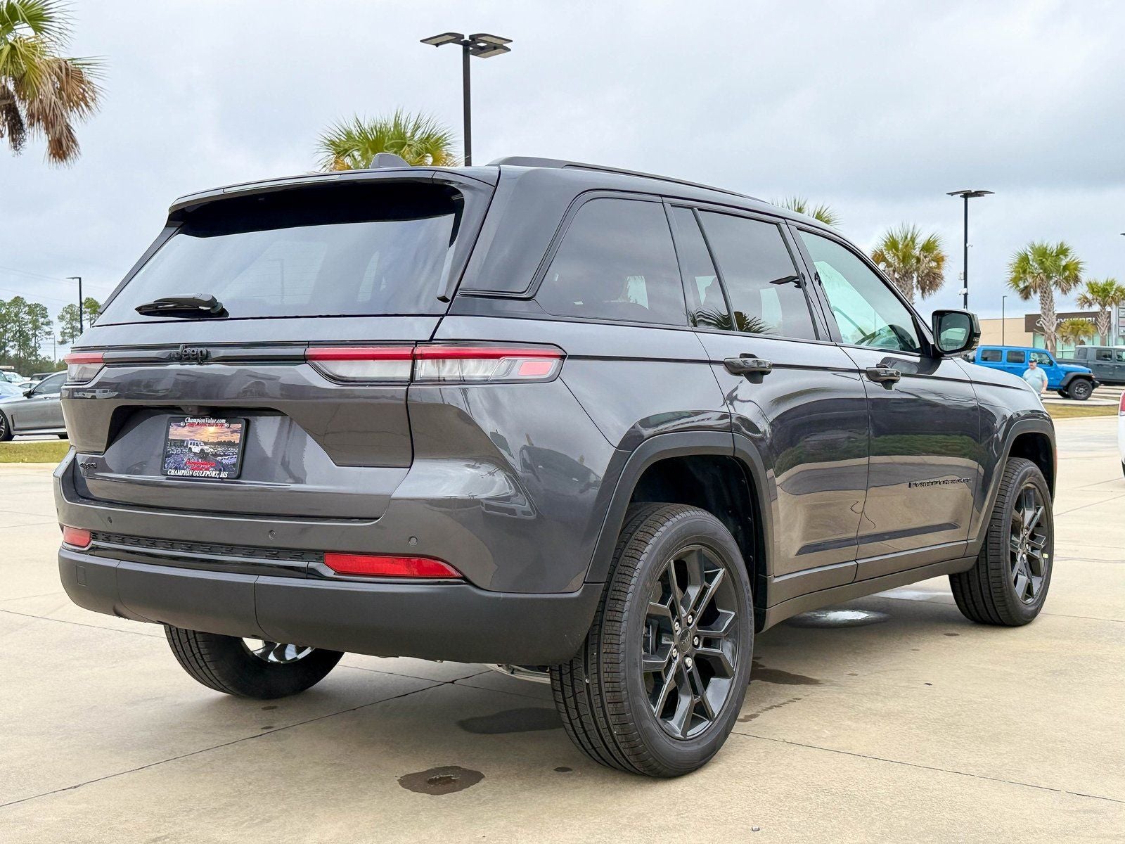 2025 Jeep Grand Cherokee GRAND CHEROKEE LIMITED 4X4