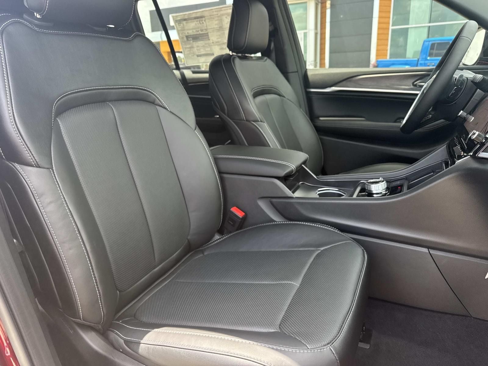 2026 Jeep Grand Cherokee GRAND CHEROKEE LIMITED RESERVE 4X4