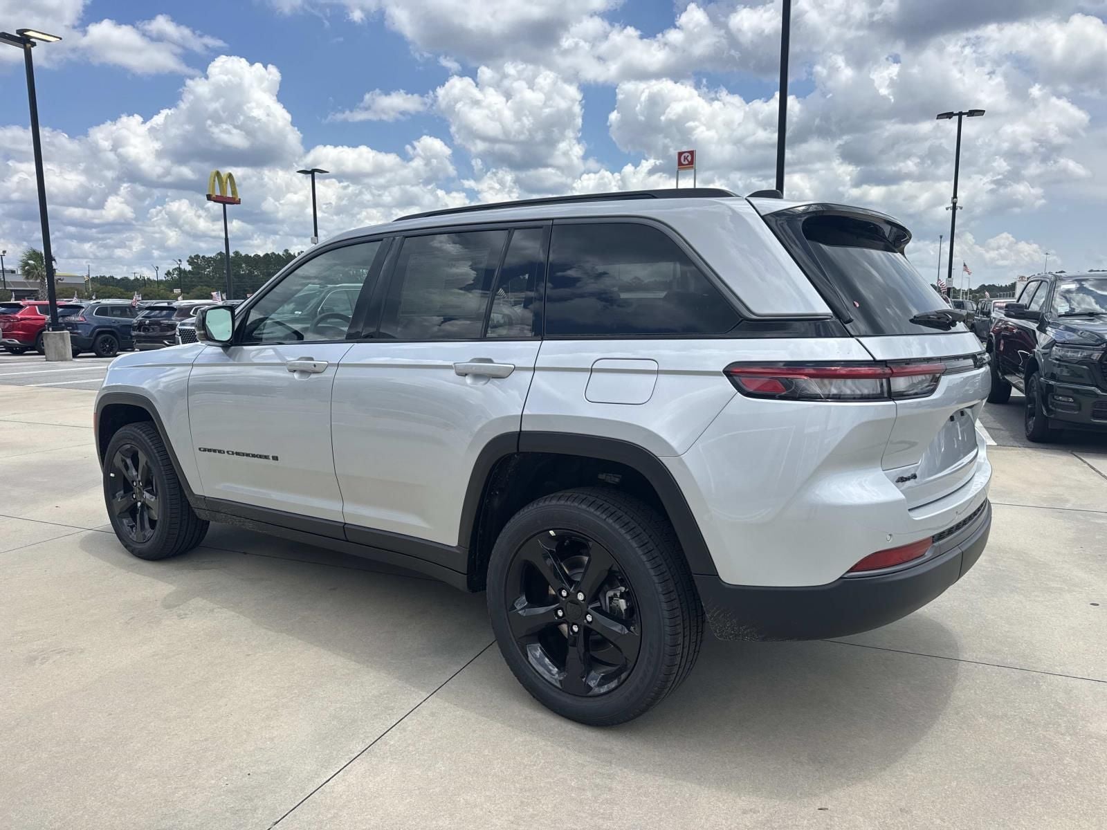 2026 Jeep Grand Cherokee GRAND CHEROKEE LIMITED 4X4