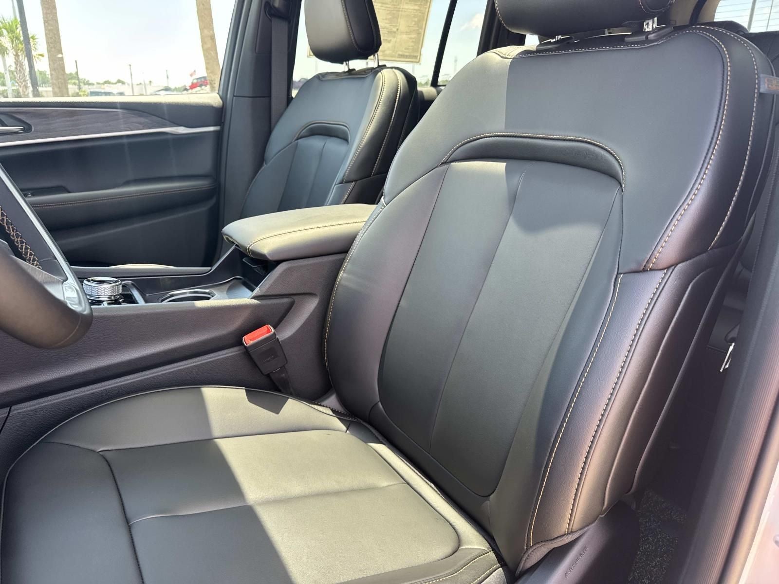 2026 Jeep Grand Cherokee GRAND CHEROKEE 85TH ANNIVERSARY EDITION 4X4