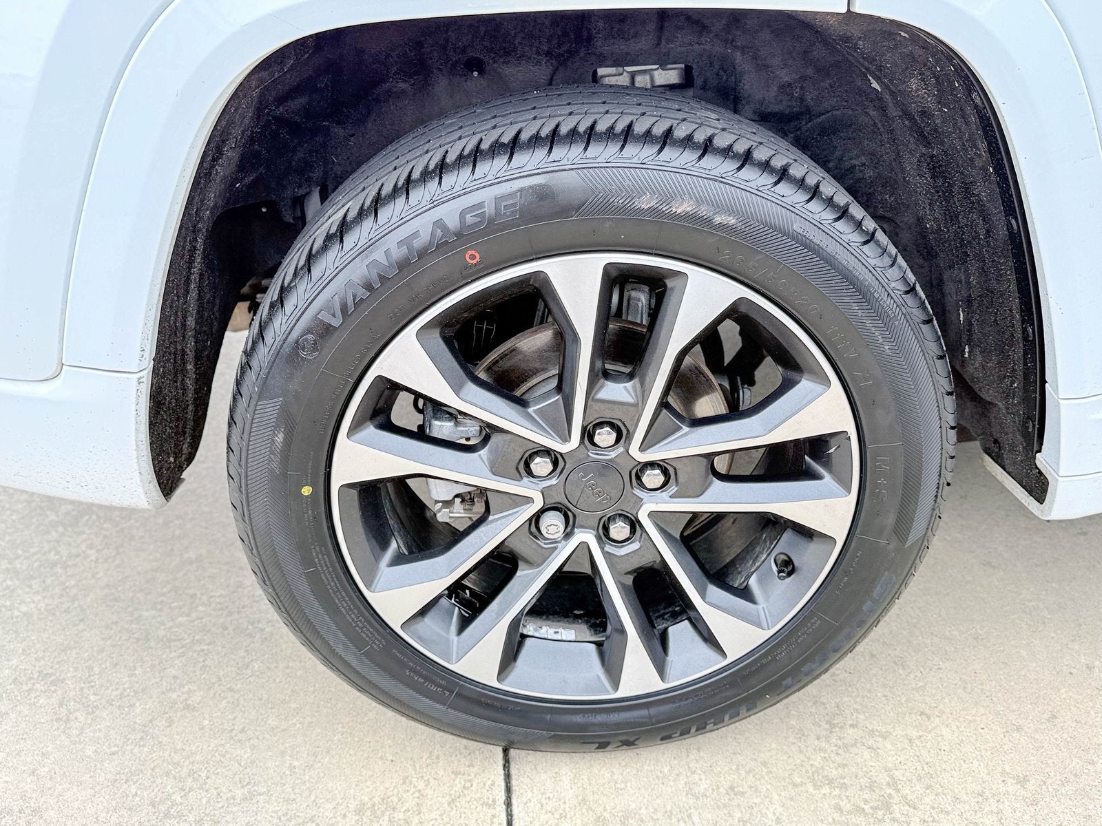 2023 Jeep Grand Cherokee Overland 4x4