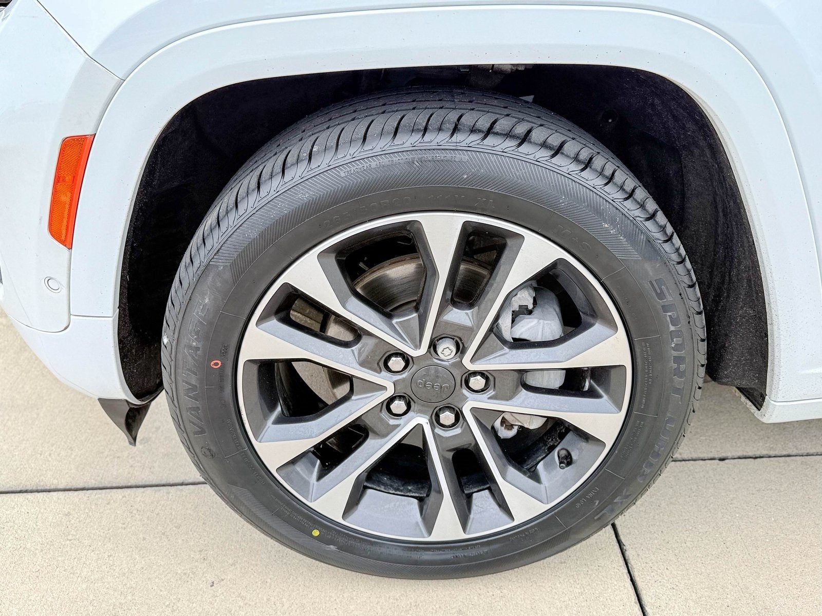 2023 Jeep Grand Cherokee Overland 4x4