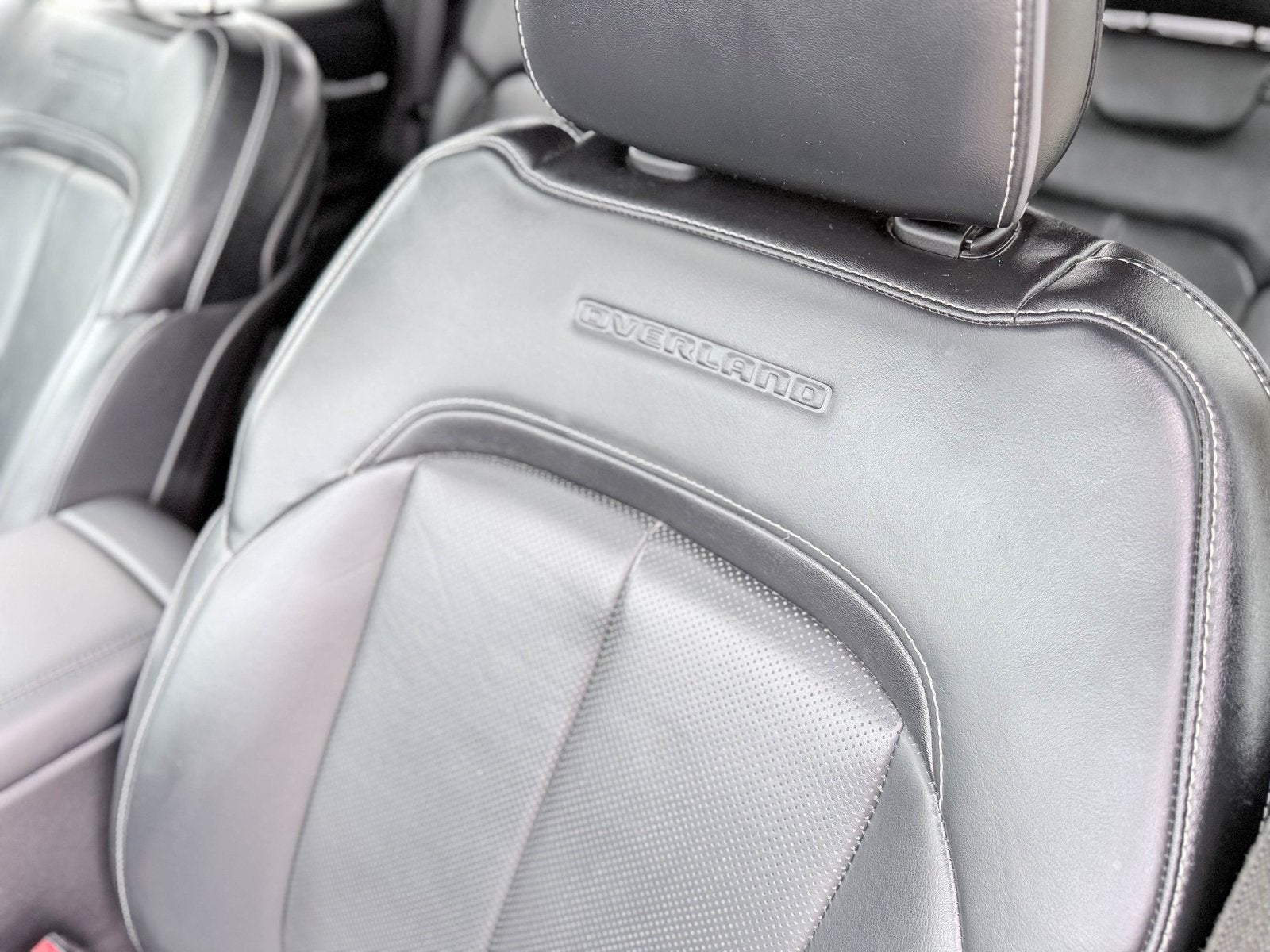 2023 Jeep Grand Cherokee Overland 4x4