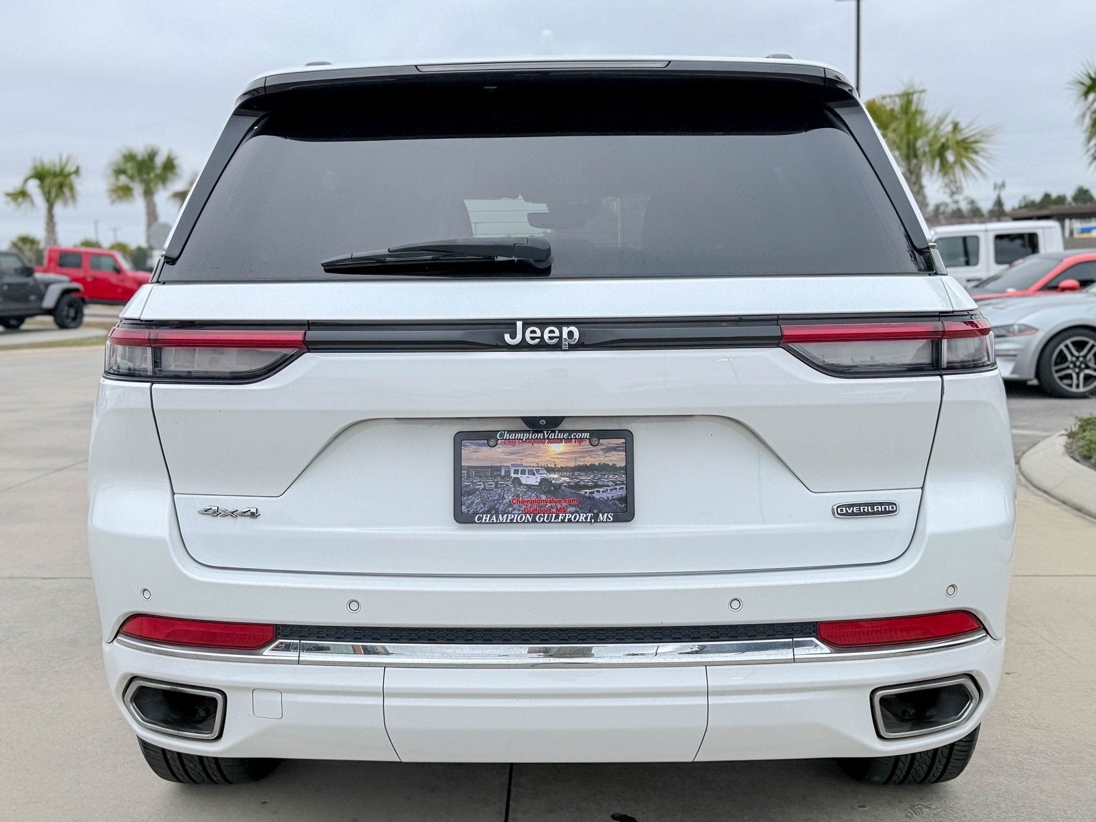 2023 Jeep Grand Cherokee Overland 4x4