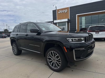 2026 Jeep Grand Cherokee GRAND CHEROKEE SUMMIT 4X4