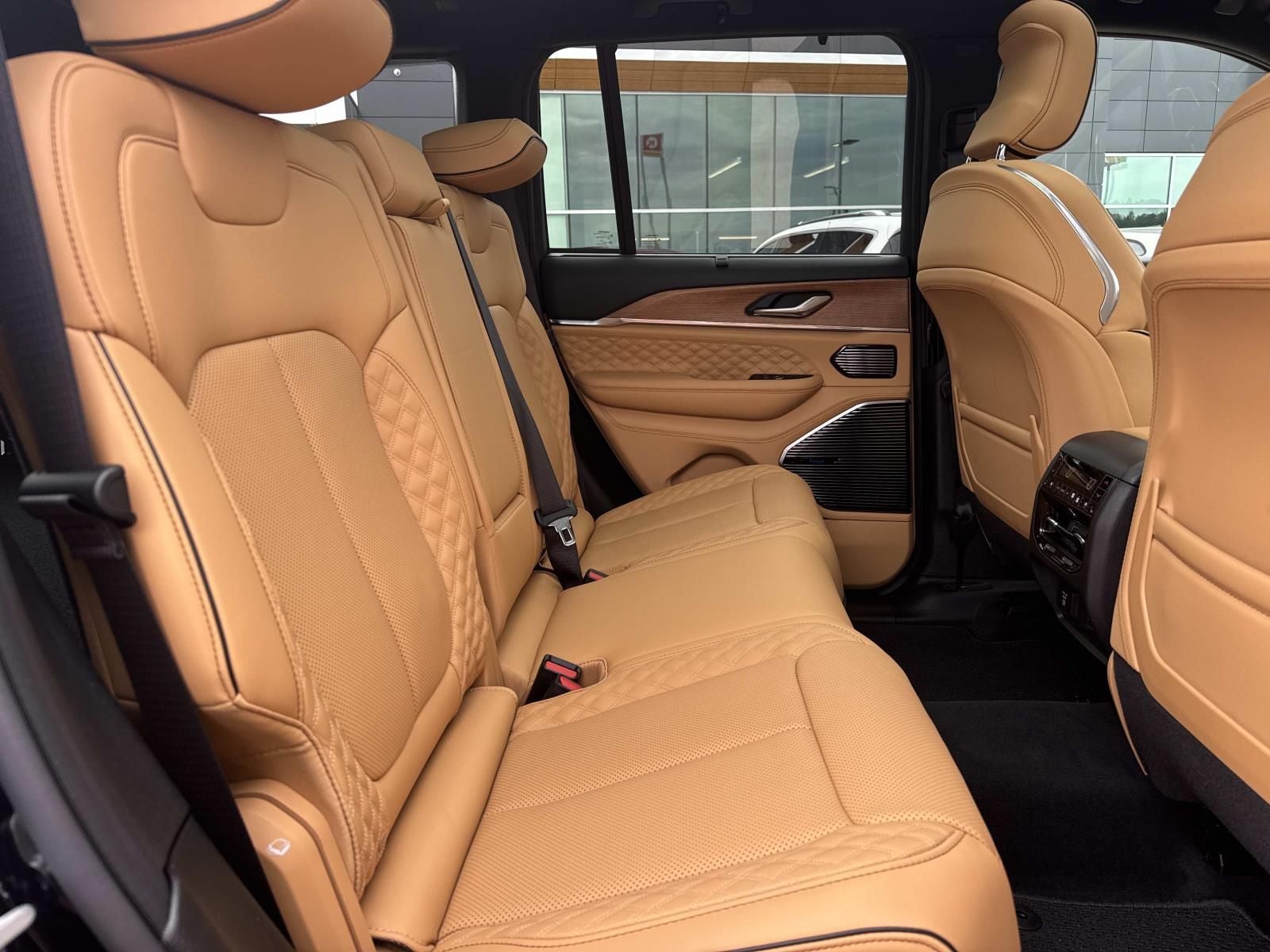 2026 Jeep Grand Cherokee GRAND CHEROKEE SUMMIT 4X4