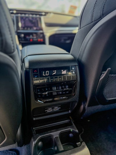 2025 Jeep Grand Cherokee GRAND CHEROKEE L LAREDO X 4X2