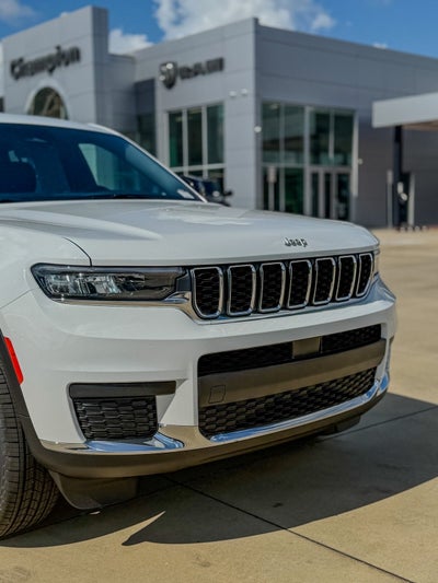 2025 Jeep Grand Cherokee GRAND CHEROKEE L LAREDO X 4X2