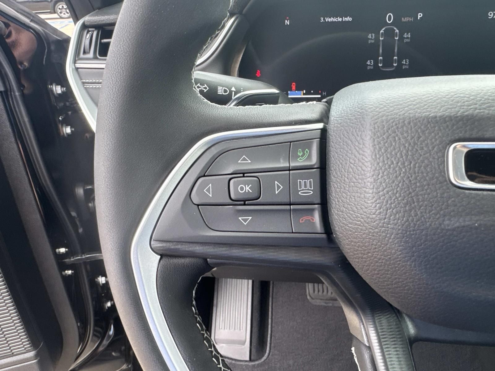 2026 Jeep Grand Cherokee GRAND CHEROKEE L LAREDO 4X2