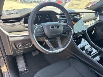 2026 Jeep Grand Cherokee GRAND CHEROKEE L LAREDO X 4X2