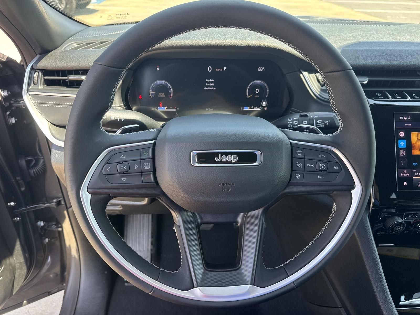 2026 Jeep Grand Cherokee GRAND CHEROKEE L LAREDO X 4X2