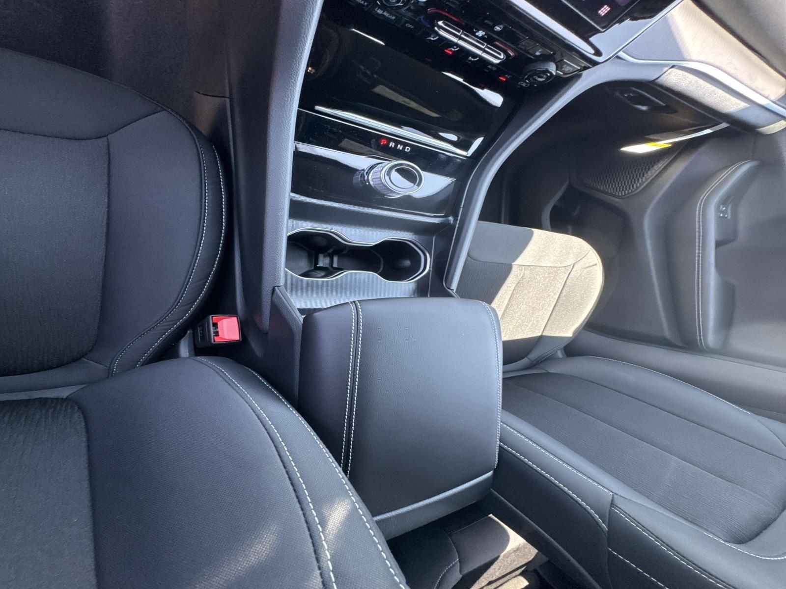 2026 Jeep Grand Cherokee GRAND CHEROKEE L LAREDO X 4X2