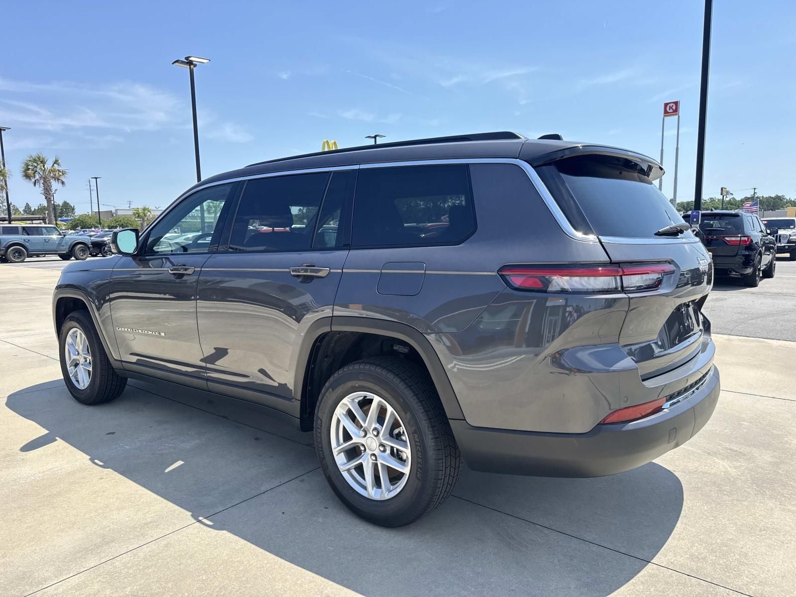 2026 Jeep Grand Cherokee GRAND CHEROKEE L LAREDO X 4X2