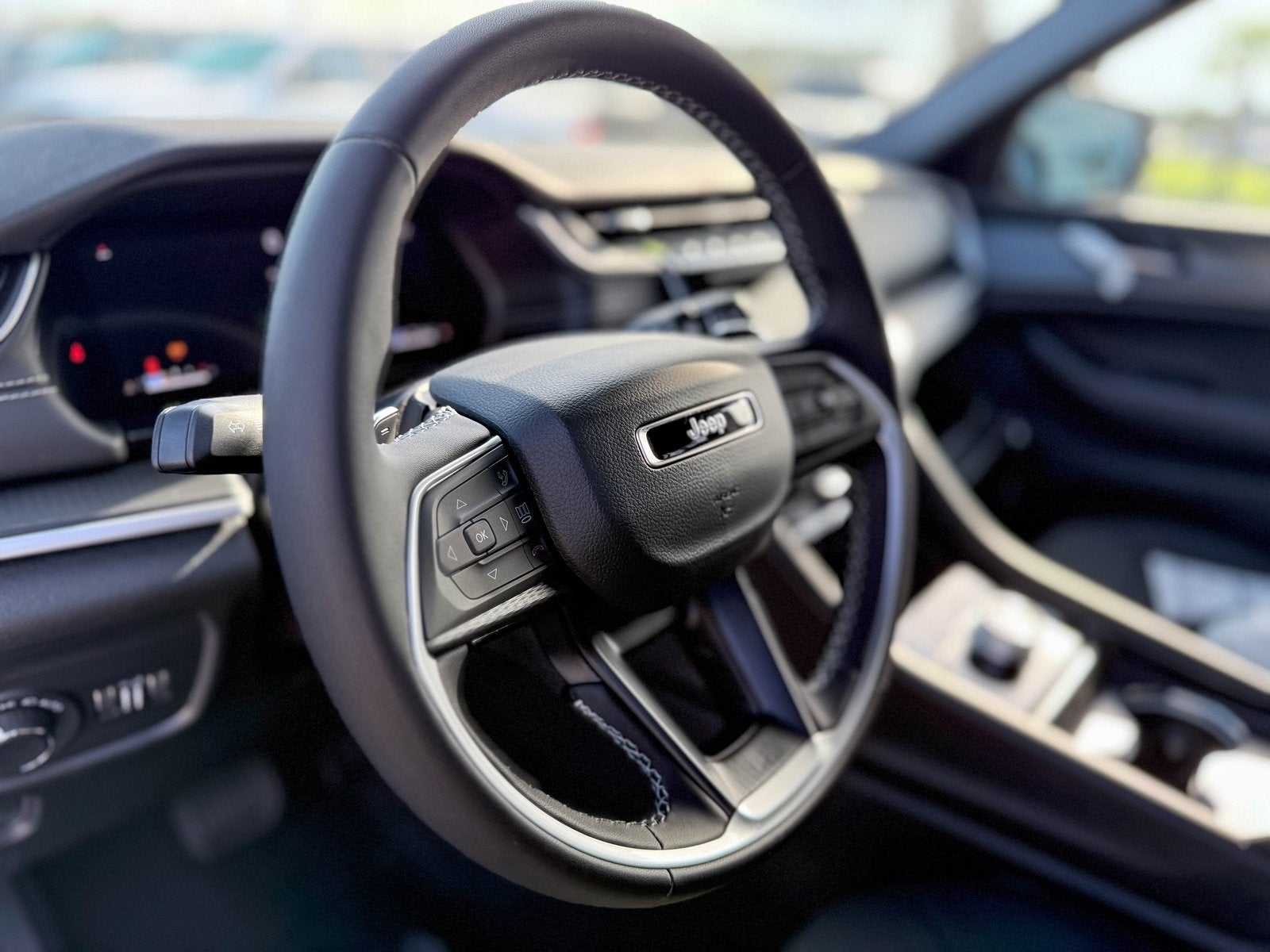 2025 Jeep Grand Cherokee GRAND CHEROKEE L LAREDO X 4X2