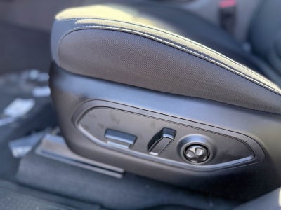 2025 Jeep Grand Cherokee GRAND CHEROKEE L LAREDO X 4X2