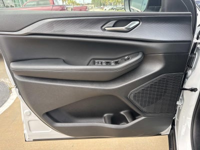 2026 Jeep Grand Cherokee GRAND CHEROKEE L LAREDO X 4X2